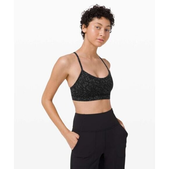 LULULEMON Flow Y Bra Nulu Light Support Size 8 Wild Thing Camo Deep Coal Multi - Picture 2 of 7